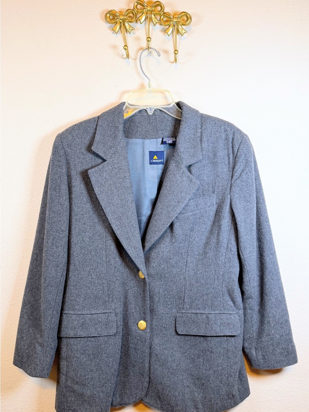 Lizsport Women's Gray Wool-Blend Blazer with Gold Buttons. Size 4 - Picture 1 of 4